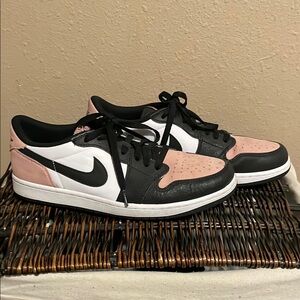 Nike Air Jordan Low Black Pink Sneakers